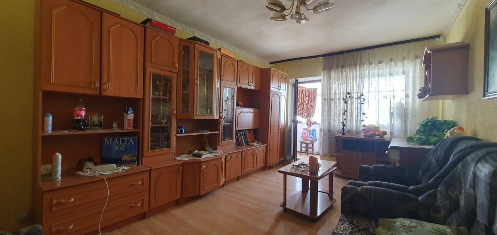 Apartament cu 3 camere in zona Grigore Haidau