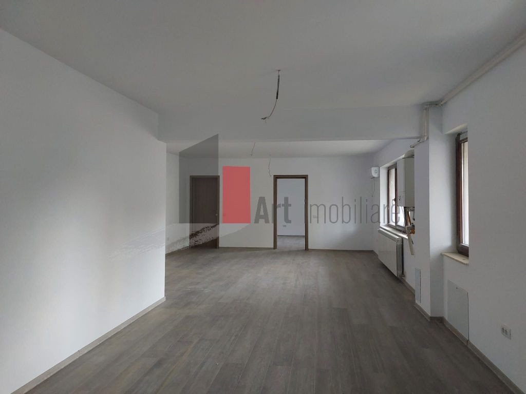 Birou in P-ta Alba Iulia, imobil 2024, PRIMUL CHIRIAS, FA...