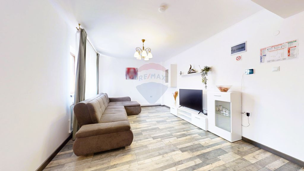 Casă 160 m² de închiriat în Brașov – Blumana, curte p