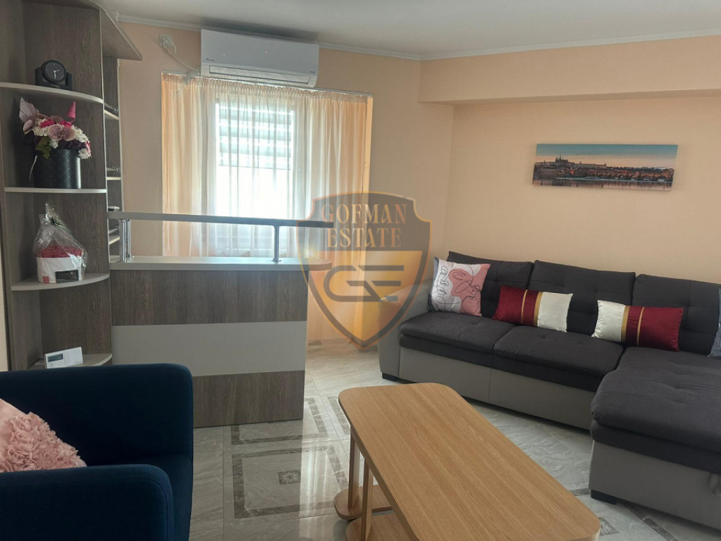 Apt 3 camere, decomandat, ICIL, 2 bai, 2 balcoane, 3 TV, A/C