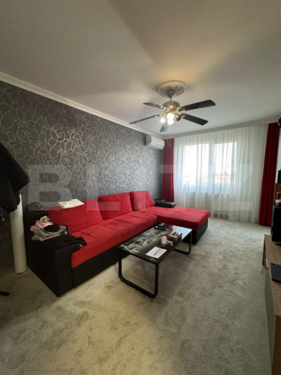 Apartament cu 3 camere, la cheie - Sector 5