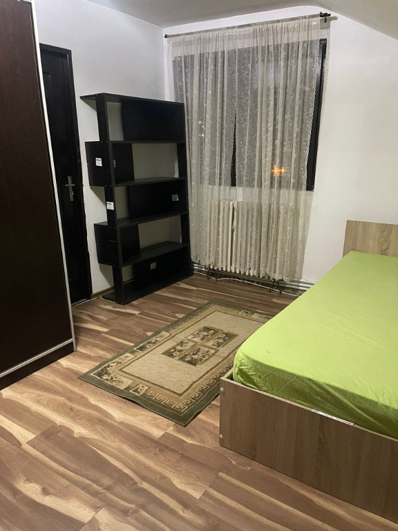 Apartament 3 camere – Podu Roș / Cantemir, la doar 600 m de Palas Mall