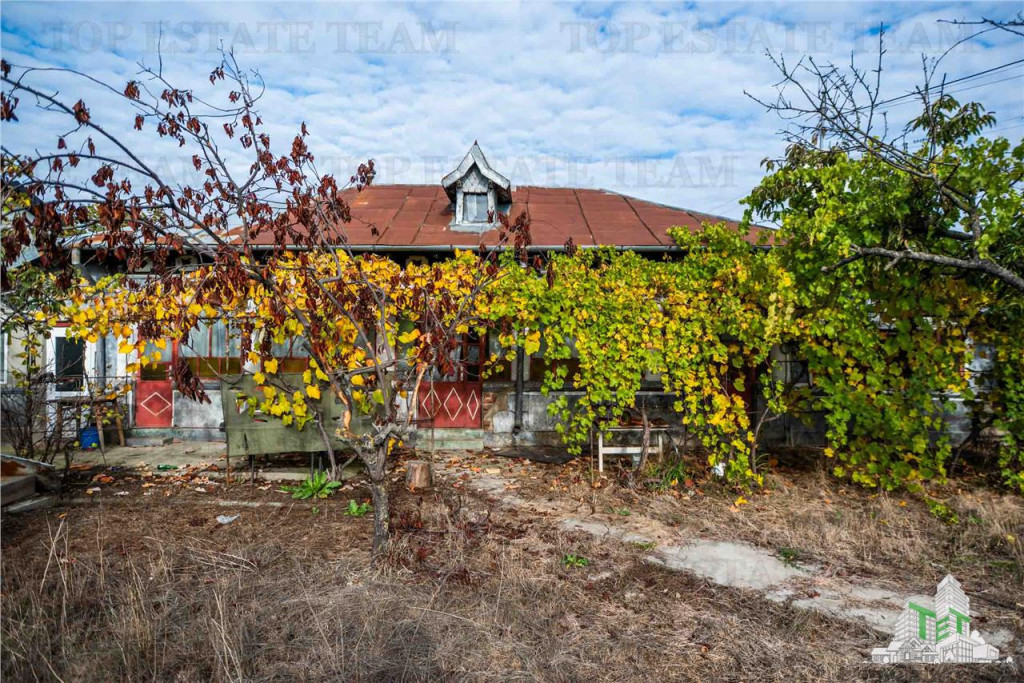 Casa individuala cu teren de 828 mp in zona Caldararu/Cernic