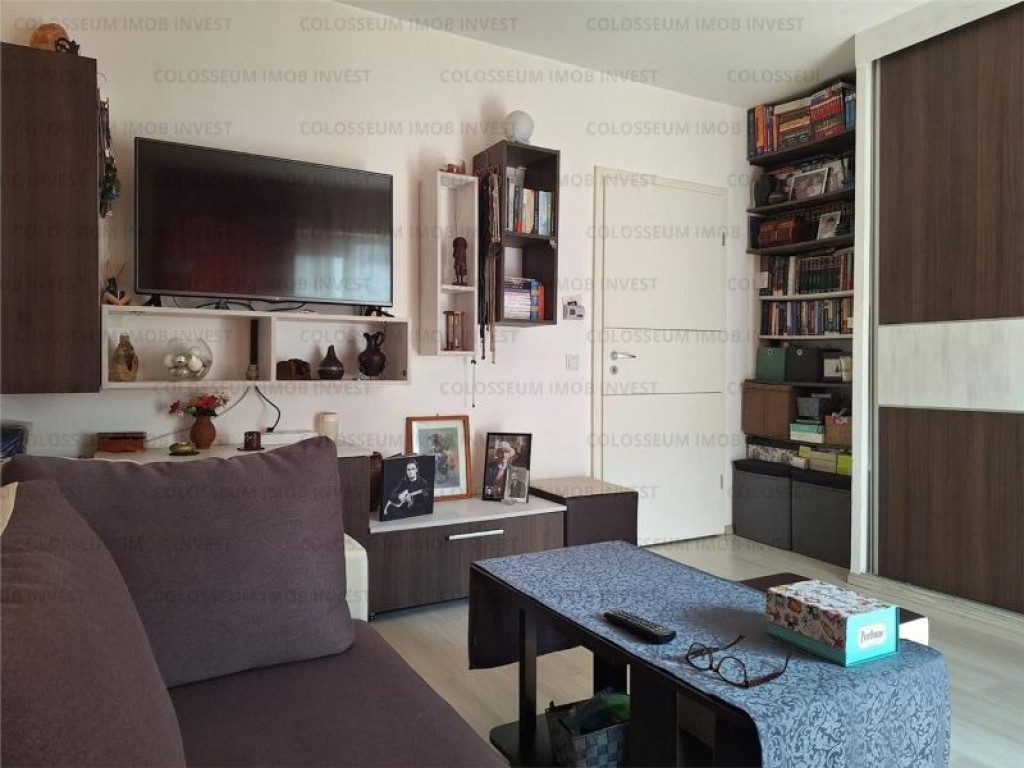 Apartament 2 camere, decomandat - zona Avantgarden.