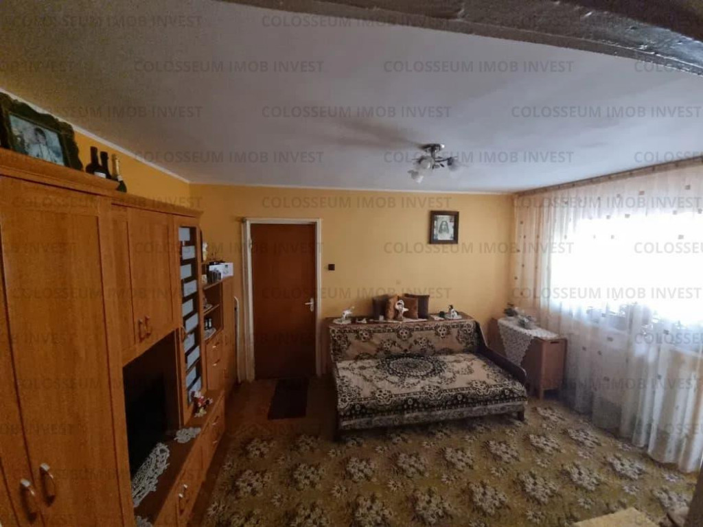 Apartament cu 2 camere, semidecomandat - zona Harmanului