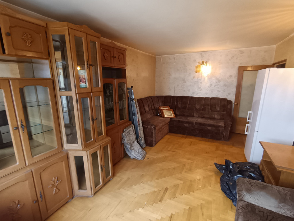 APARTAMENT 3 CAMERE, DECOMANDAT, ETAJUL 2, 2 BAI, CANTA, PLA