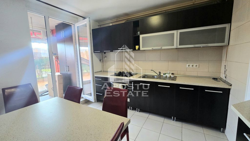 Apartament cu o camera si terasa 14 mp, zona Aradului