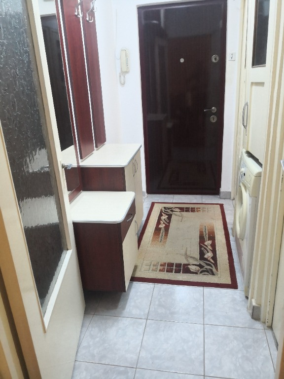 Apartament 2 camere zona aleea Calinului