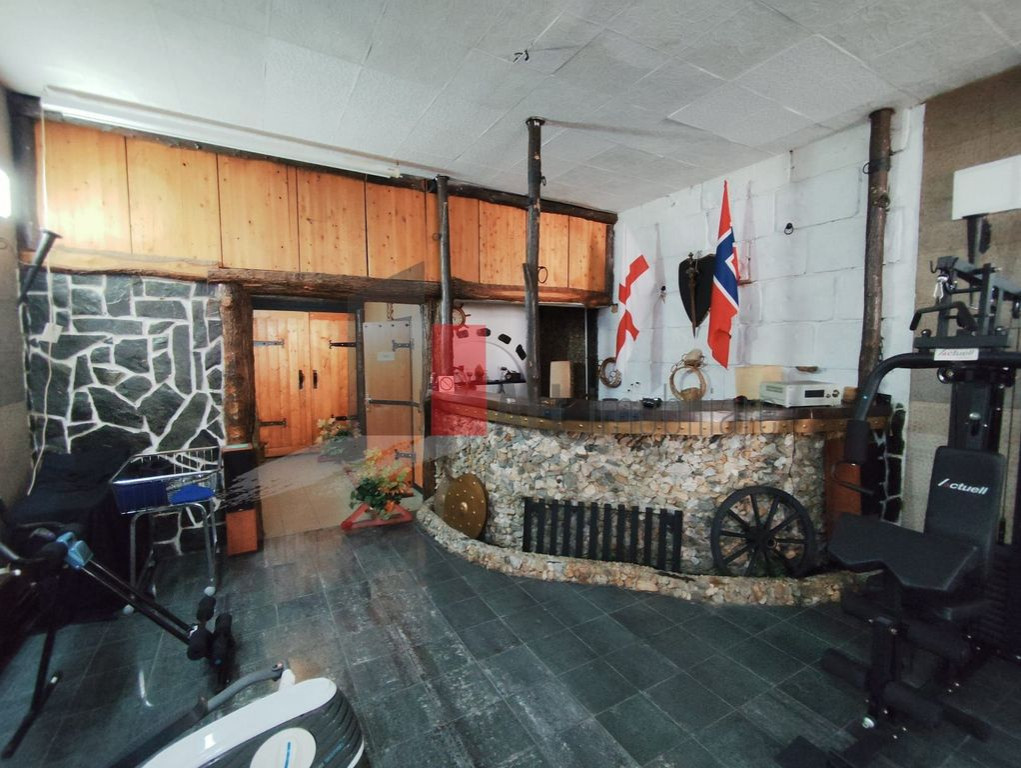 Spatiu comercial de inchiriat in Giulesti (langa stadion,...