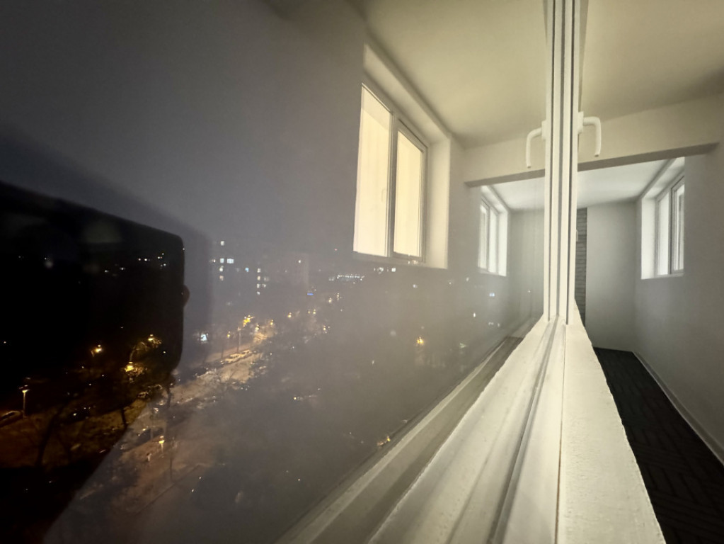 Apartament cu 3 camere, complet renovat, lângă metrou, Dru