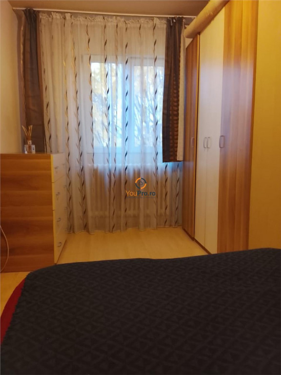 Apartament mobilat si utilat etaj 4 zona Sagului