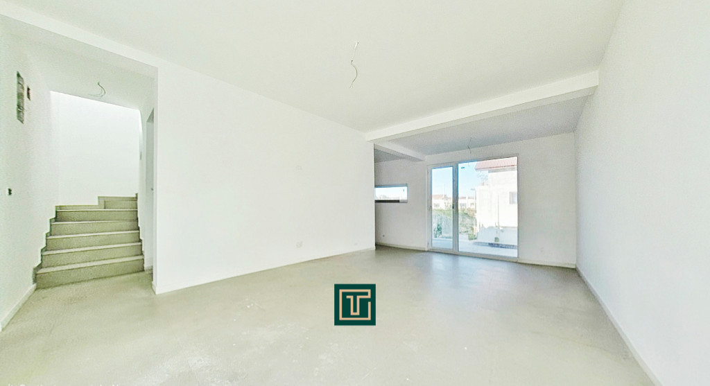 Casă modernă cu piscină în Fântânele – confort si relaxare