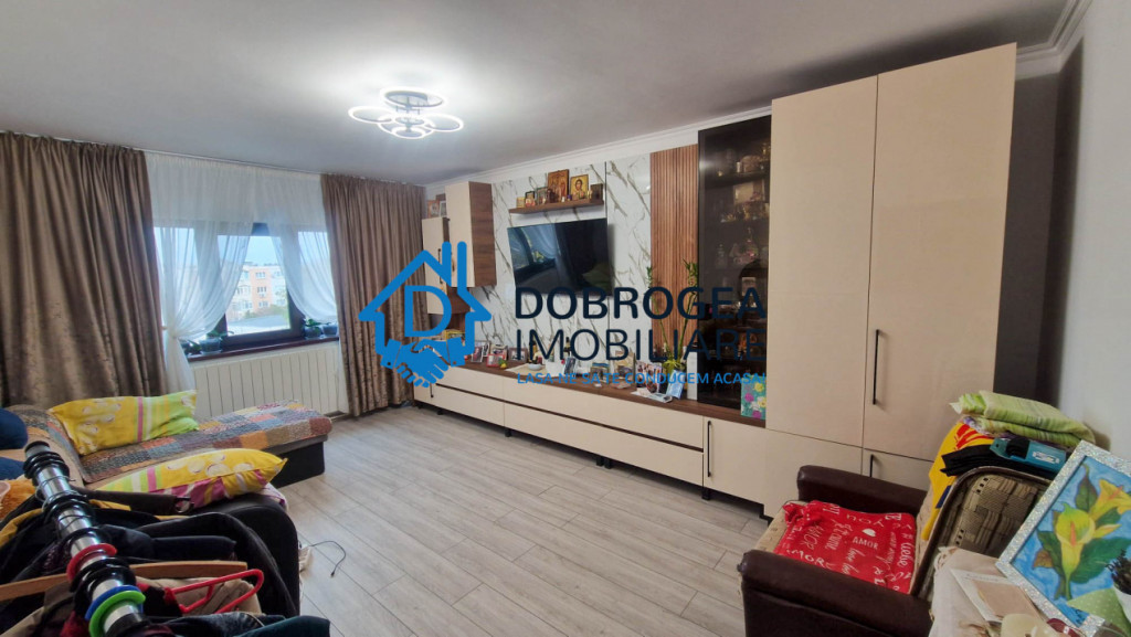 E3- 2 CAMERE DECOMANDAT ETAJ 3, CENTRALA GAZ, MOBILAT UTILAT