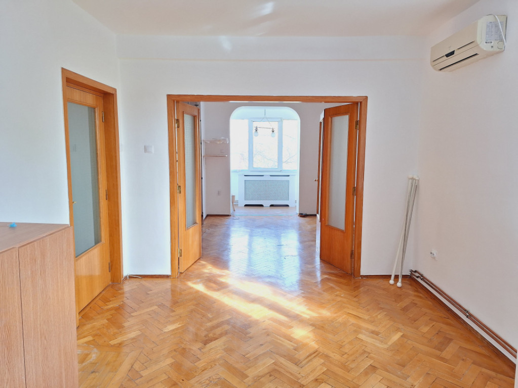 Inchiriere Apartament 3 Camere Marriott - 13 Sept. Catedrala