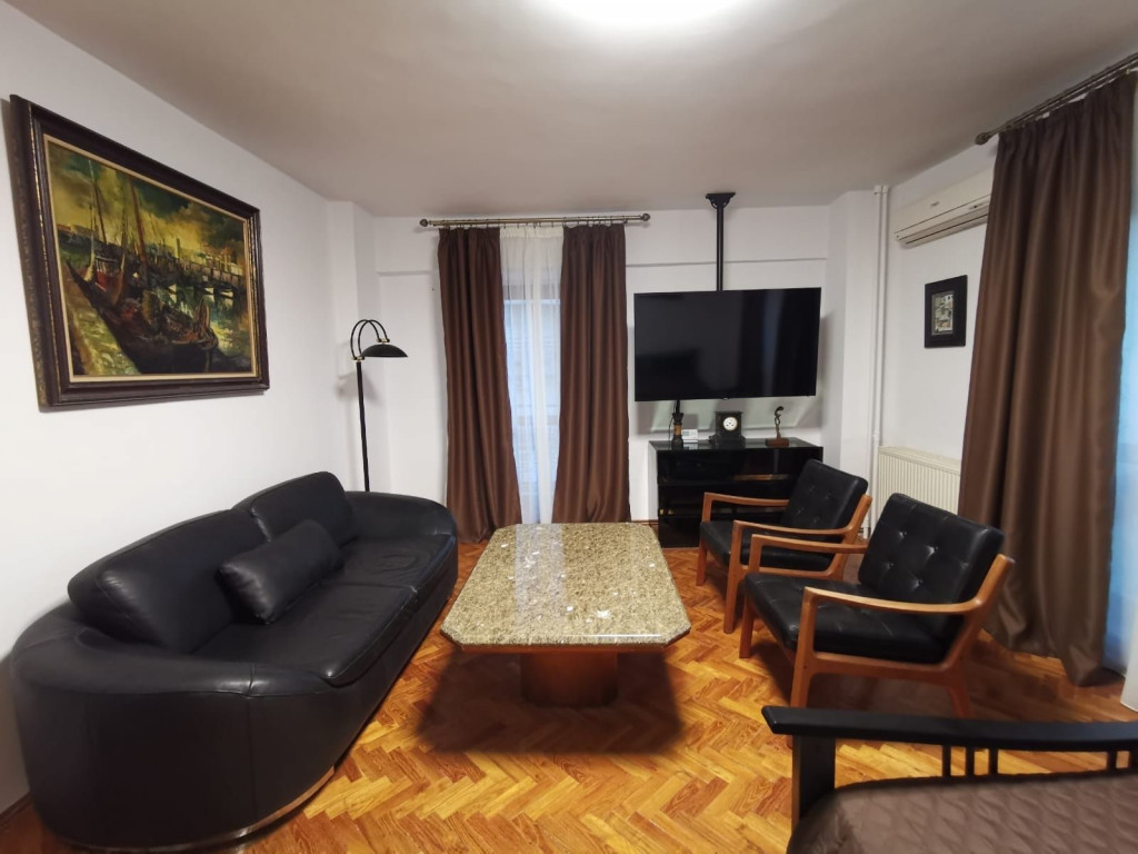 Unirii strada mamulari etaj 4