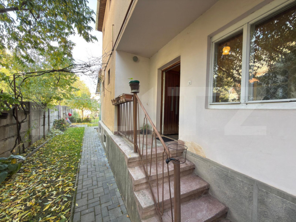 Casă de vânzare, 125 mp utili, zonă Semicentrală