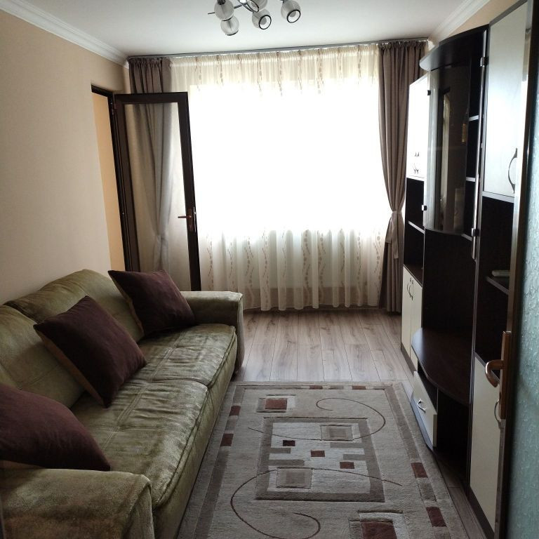 Apartament 2 camere, Micro 39, etaj 3, renovat
