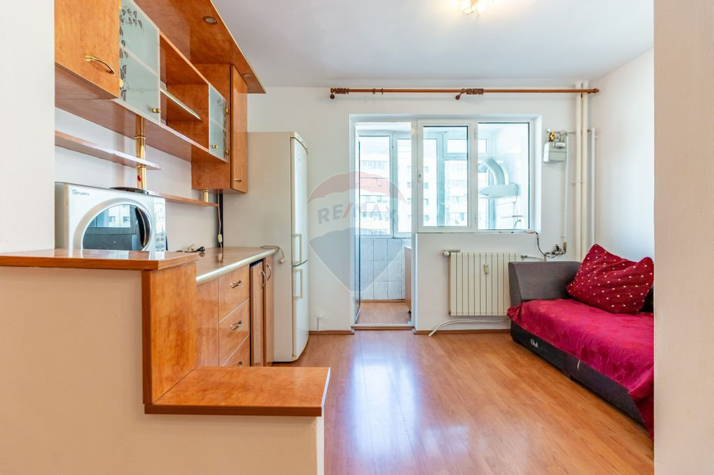 Apartament 3 camere de vanzare în zona Iancului/Ferdinand