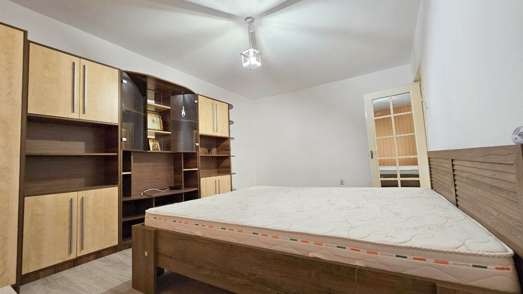 Apartament 1 camera D,Podul de Fier