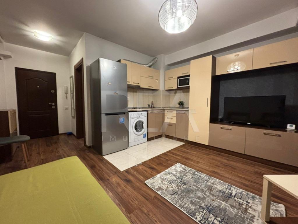 Garsonieră Barbu Văcărescu – Strada Pepelea, bloc nou,