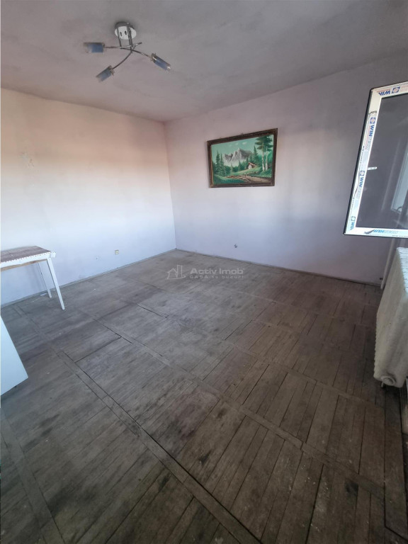 Garsoniera decomandata 37mp str Bucuresti