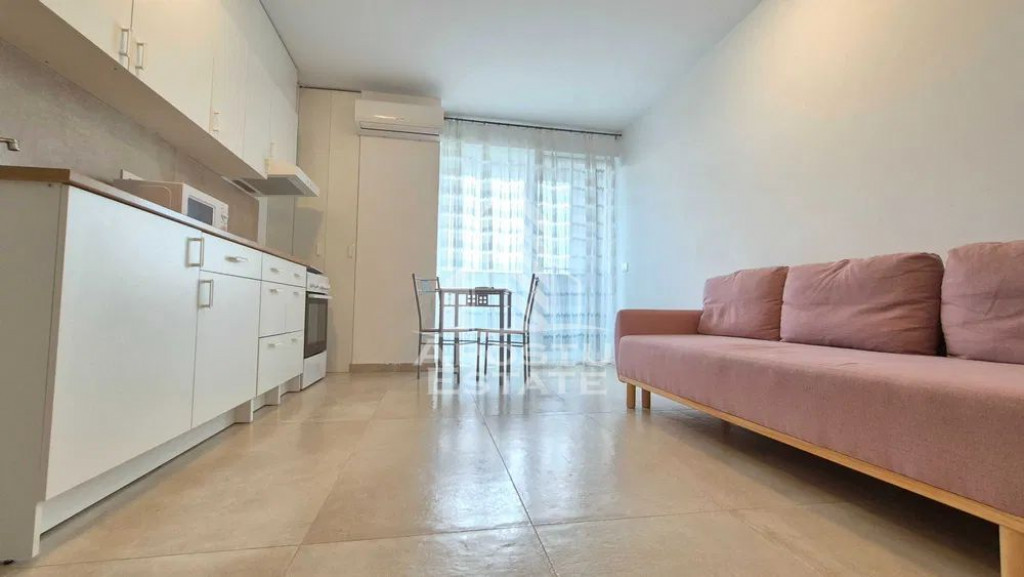 Apartament cu 2 camere, zona Soarelui, Loc de Parcare