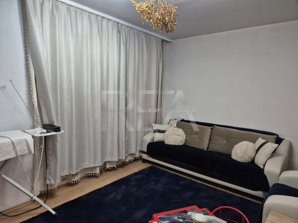 Apartament 3 camere decomandat Dristor – Bulevardul Camil