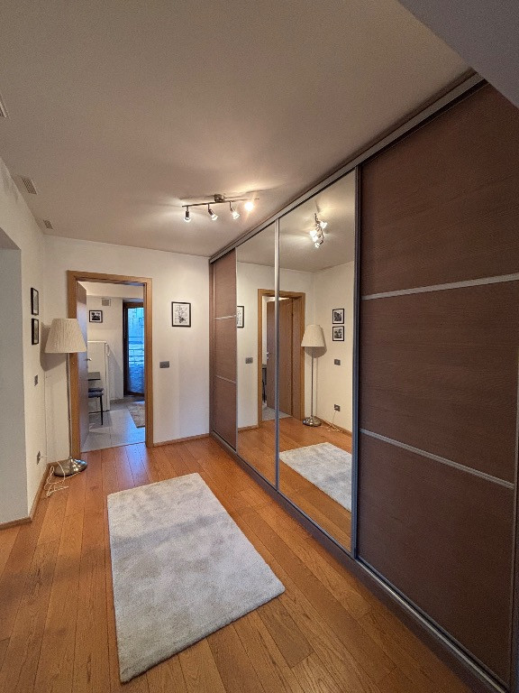 Garsoniera lux - palatul parlamentului