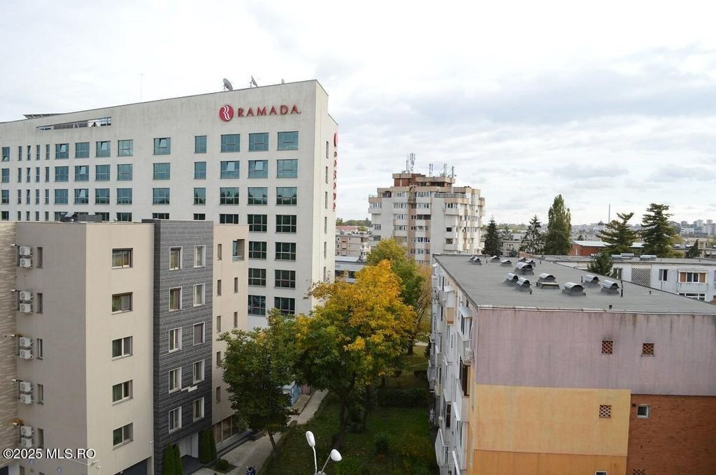 Calea Bucuresti - Ramada, apartament 2 camere, 46 mp, etaj 5