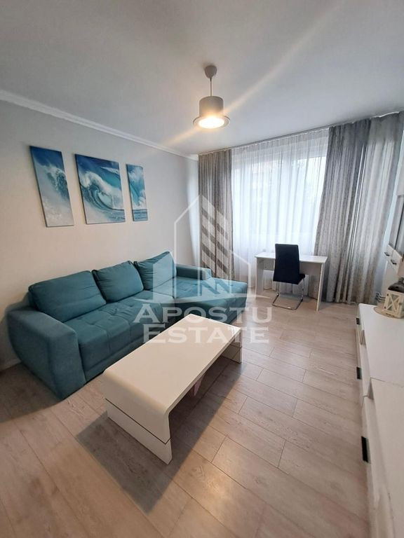 Apartament cu 3 camere, decomandat, Circumvalatiunii, Pet...