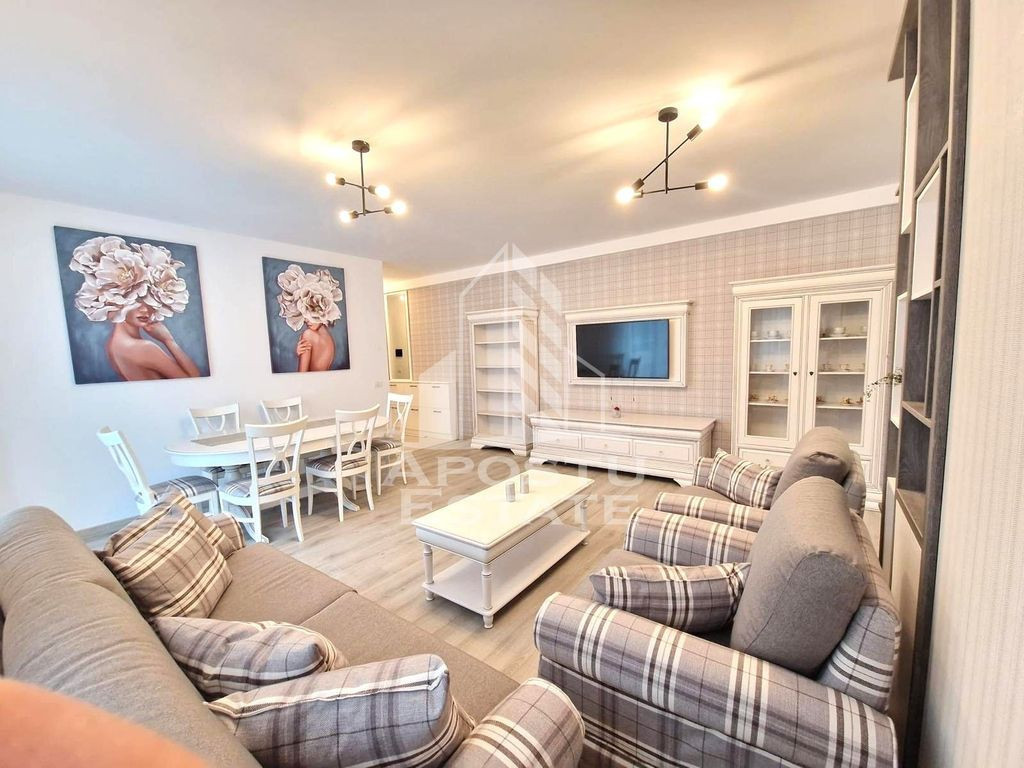 Apartament cu 3 camere,decomandat,parcare inclusa,Lipovei...