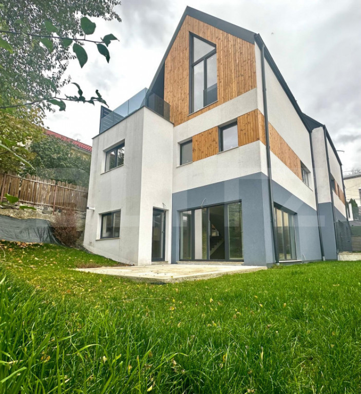 Eleganță discretă și confort modern, într-o casă compl