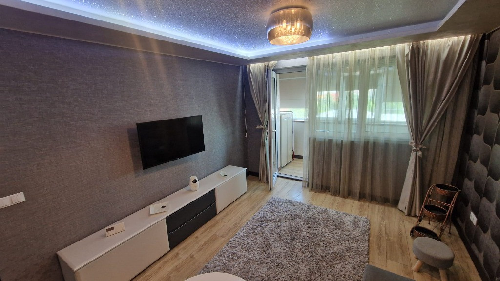 Apartament 4 camere Central