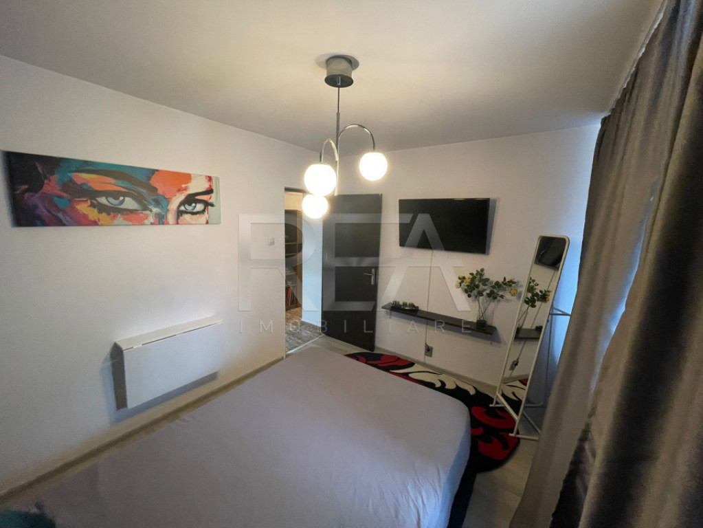 Apartament 4 camere Titan – Strada Liviu Rebreanu, bloc re