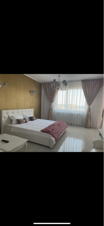 Apartament 5 camere de vis în Mamaia Nord – la doar 100m de plajă!