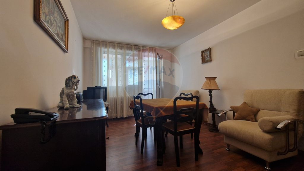 Apartament decomandat, spațios și luminos, 3 camere, 67...
