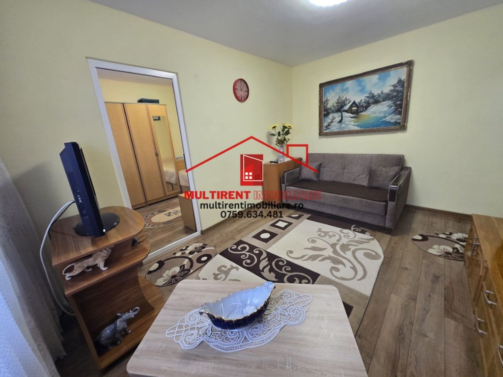 De vânzare – Apartament 3 camere, strada Neptun, etaj 2 – 46.000 EUR