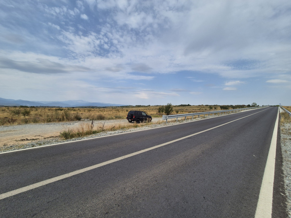 Teren intravilan - 1070 mp - str. Ciocarlau - spre Preajba