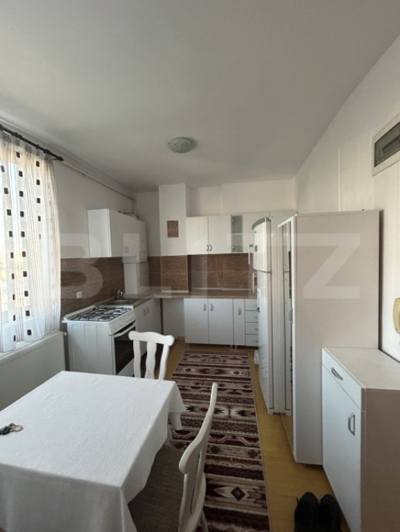 Apartament de vanzare, semidecomandat, cu 2 camere, 50 mp |
