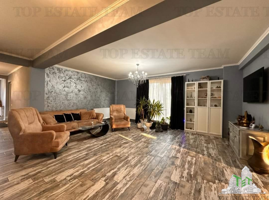 Vila moderna casa renovata cu 2 apartamente si teren gener