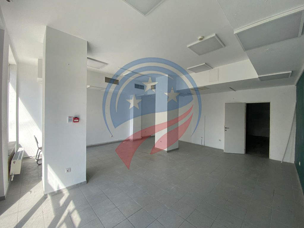 SPATIU BIROU SAU COMERCIAL BINE POZITIONAT IN CART BRAZDA