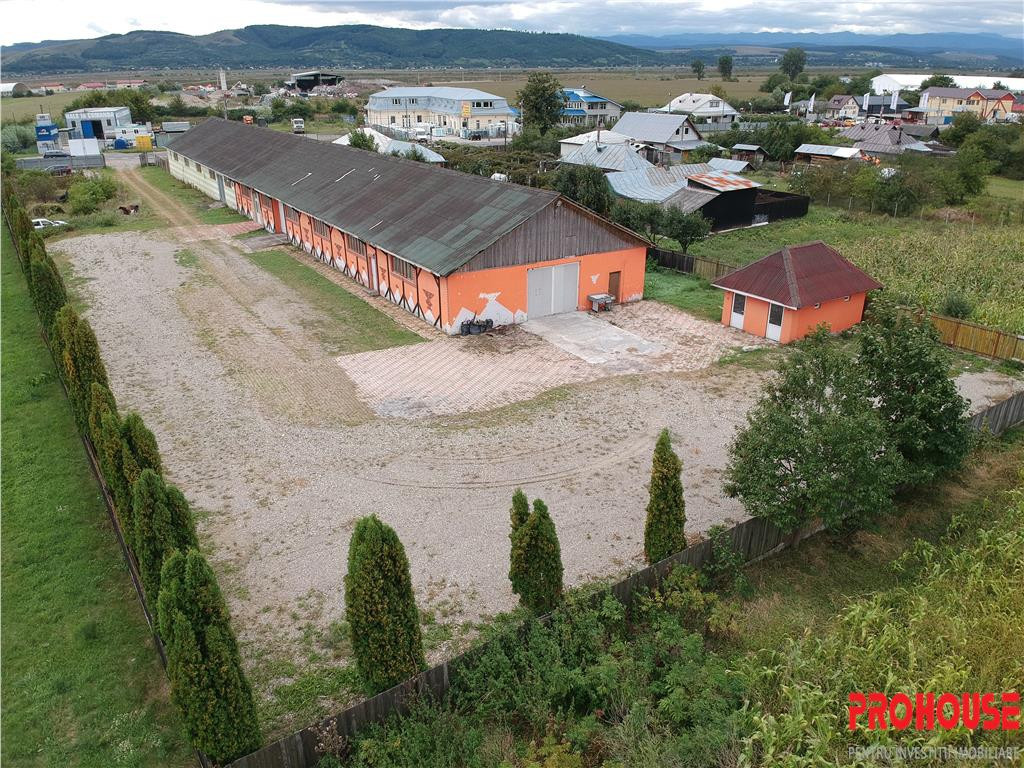 BUHUSI - Hala 507 mp, curte 2107 mp