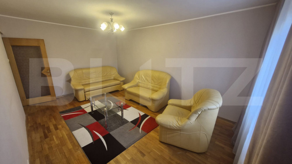 Apartament cu 2 camere– amenajat cu stil și pat baldachin
