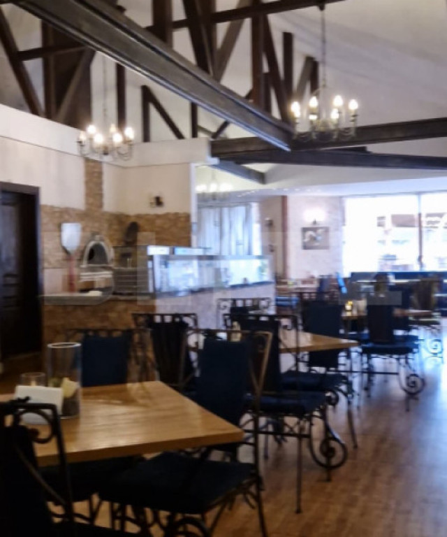 Restaurant de vânzare, 688 mp, zona Parcului Chindia