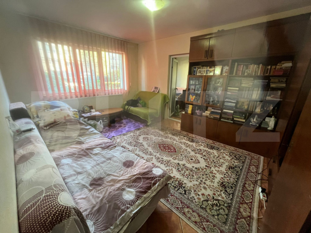 Apartament de vanzare, cu 2 camere, 54 mp, zona Micro 11