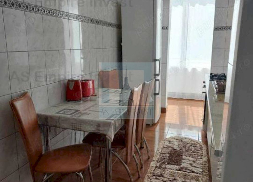 Ap 3 camere mobilat-utilat - zona Astra