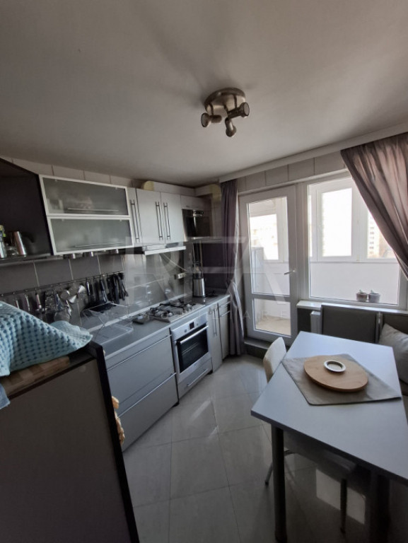 2 camere, et 9/11, anvelopat-Bd Iuliu Maniu