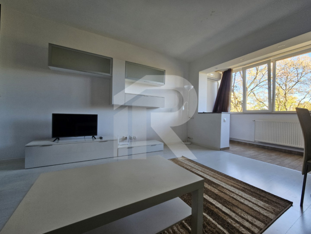 LUCREȚIU PĂTRAȘCANU – COSTIN GEORGIAN, GARSONIERĂ MODE