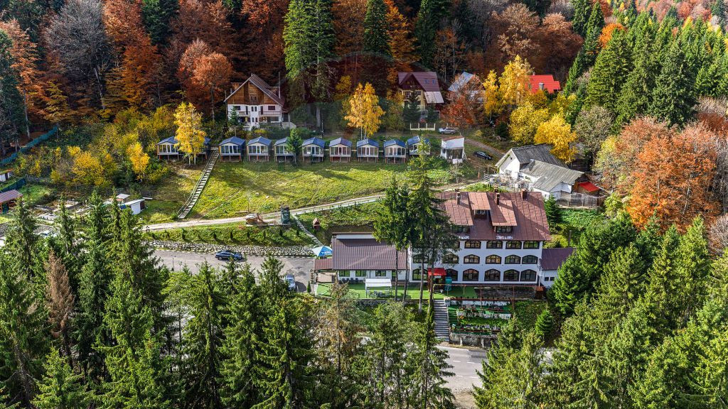 HOTEL "CERBUL CHALET" de vânzare/ zona Râsnov-Pârâul ...