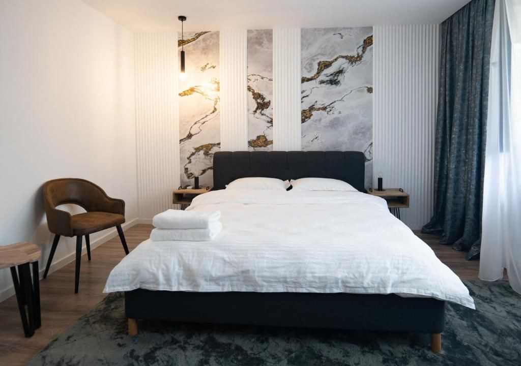 Garoniera bloc mixt etaj 5 din 10 Bd 1 Decembrie 1918 Titan